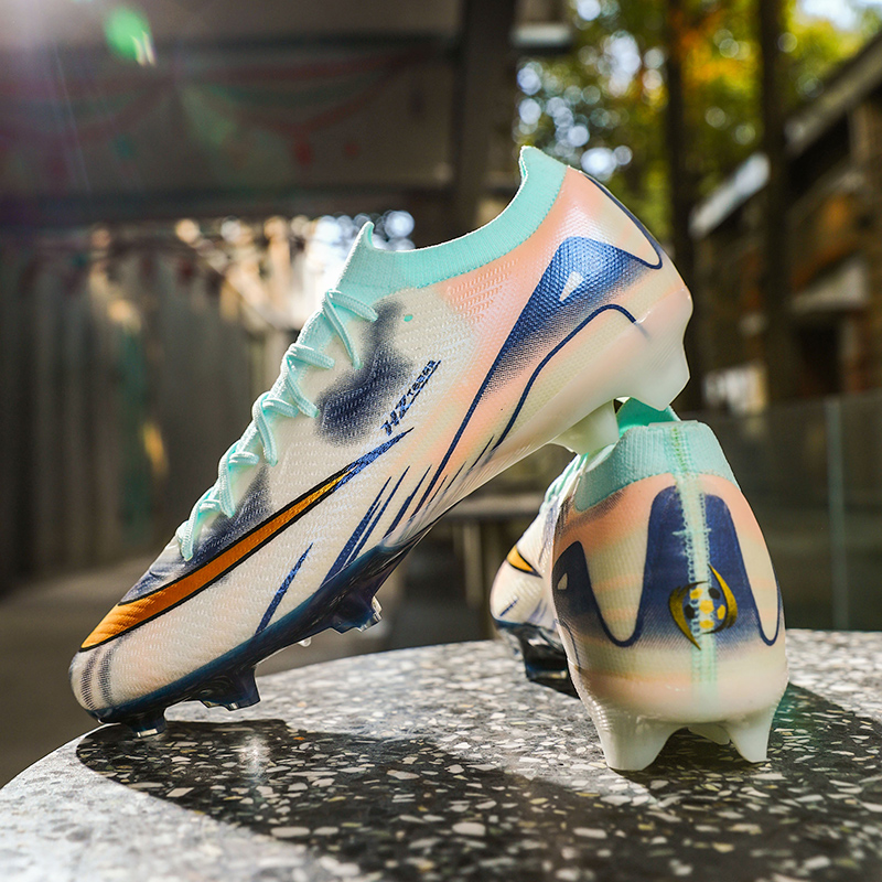 Hochwertige Fußballschuhe für  – Sports Equipment For Boys Bewertung und Preis